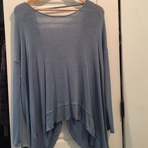 Hanging Open Back Light Sweater