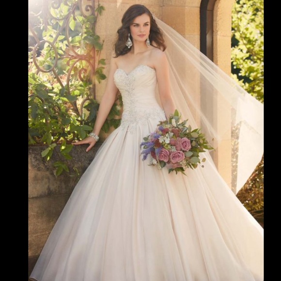 #*Price Firm*NWT White Organza Wedding Dress