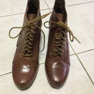 Nine West leather heeled boots