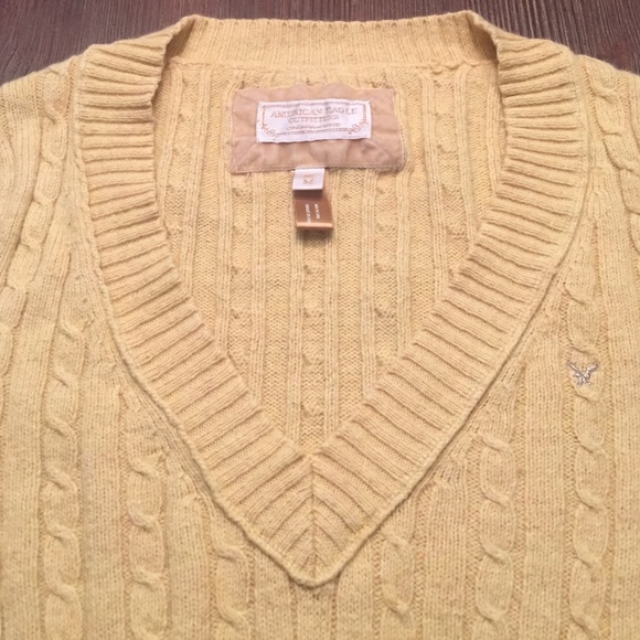 DONATED Yellow American Eagle Sweater - Picture 3 of 3