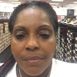 Meet your Posher, Yvonne