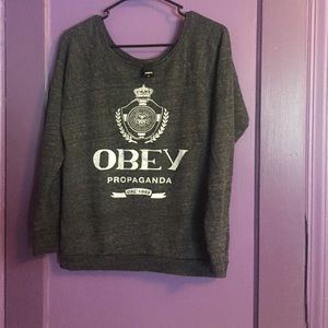 Obey pullover