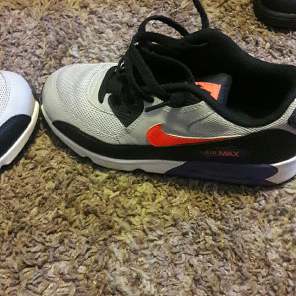 nike air maexs price negotiable - Picture 2 of 4