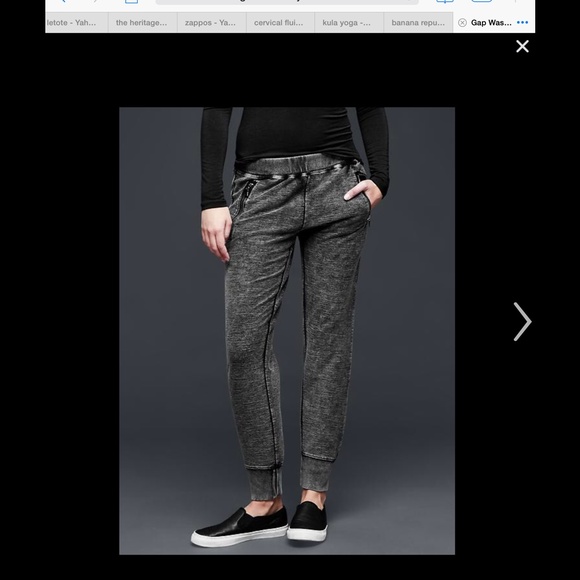 NWOT gap joggers!