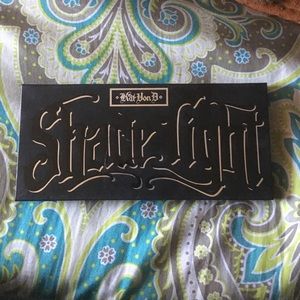 Shade and light contour pallete