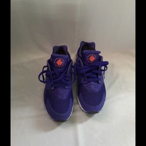 Nike Women Air Huaraches - Purple