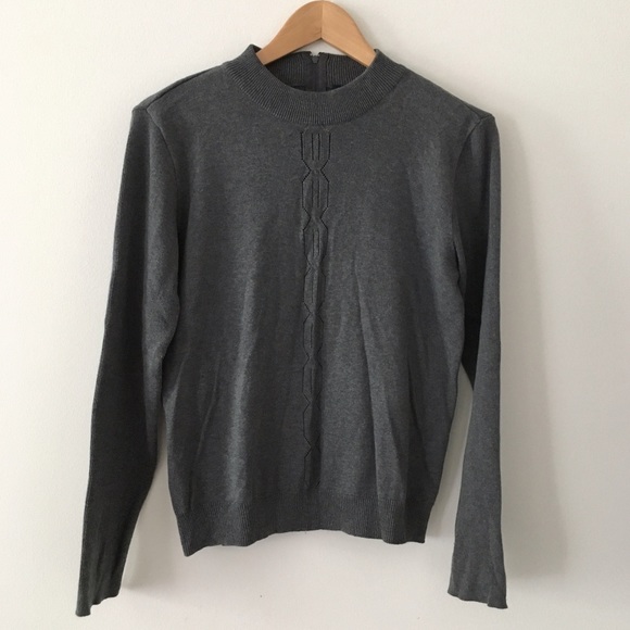 ✨SALE✨ Gap grey sweater with back zipper