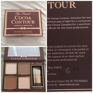 Too Faced Cocoa Contour Light to Medium