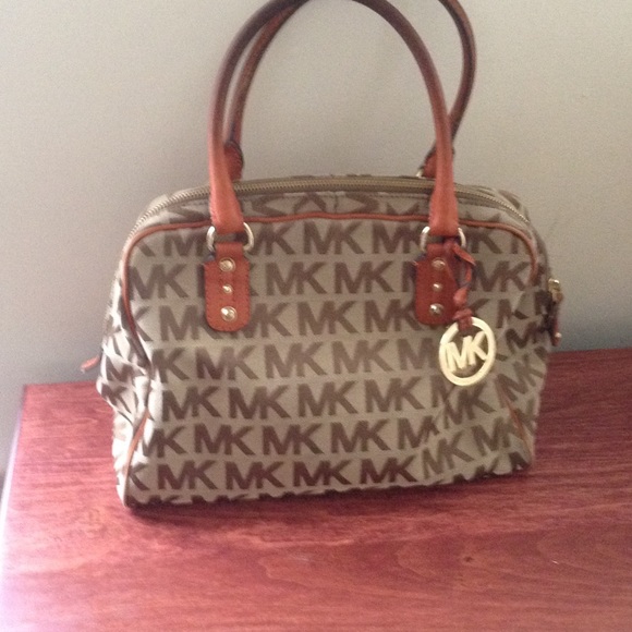 Michael Kors purse
