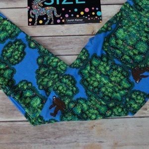 NIP Lularoe TC 🦄🦄 Bigfoot/Sasquatch leggings.