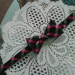 Men's bow tie looking good for All Occasions