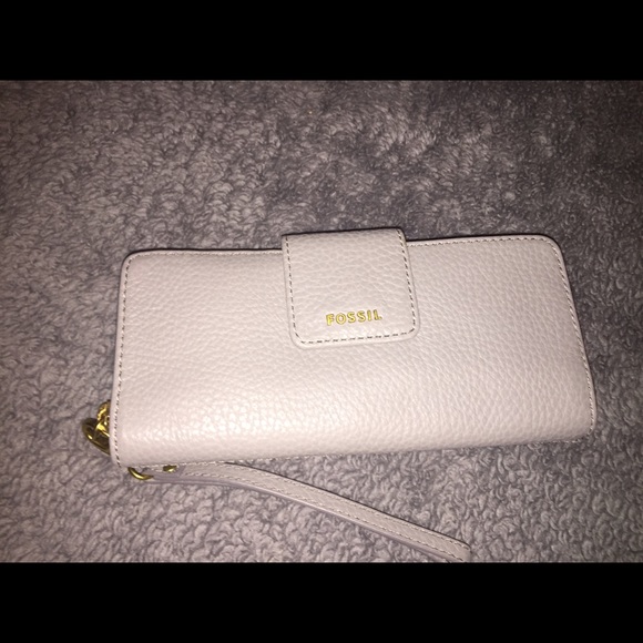 fossil wallet // wristlet