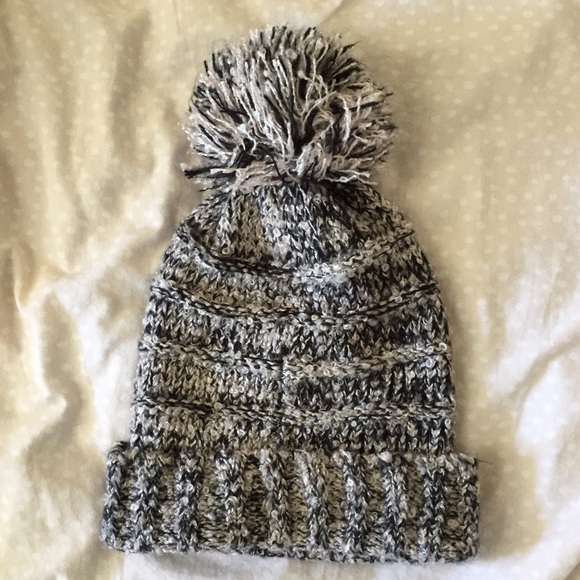 Grey Snowflake Beanie - Picture 2 of 3