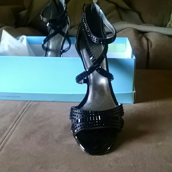 Antonio melani high heels price drop!!!