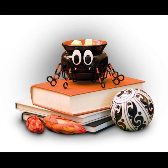 SCENTSY "Itsy Bitsy Spider" warmer