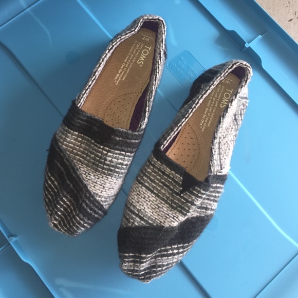 Women's TOMS