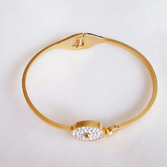 New High Quality Stainless Steel Bracelet - Picture 2 of 3
