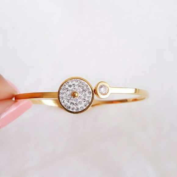New High Quality Stainless Steel Bracelet - Picture 3 of 3
