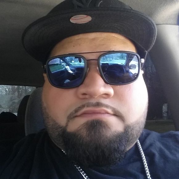 Meet your Posher, Jonathan