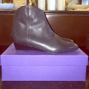 Modest black granular nappa bootie