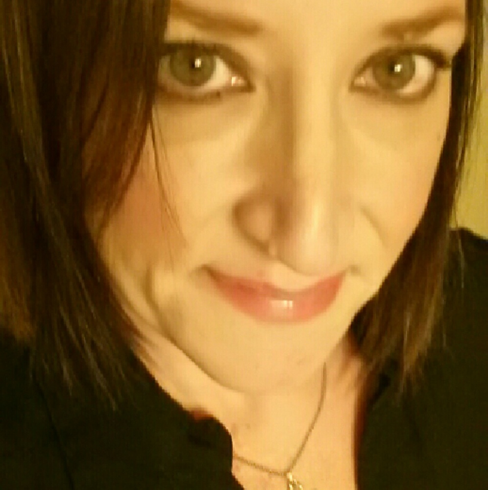 Meet your Posher, Em