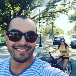 Meet your Posher, Camilo