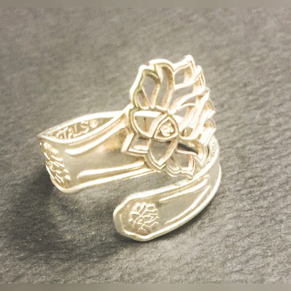 Alex and Ani Lotus Peace Petals Spoon Ring