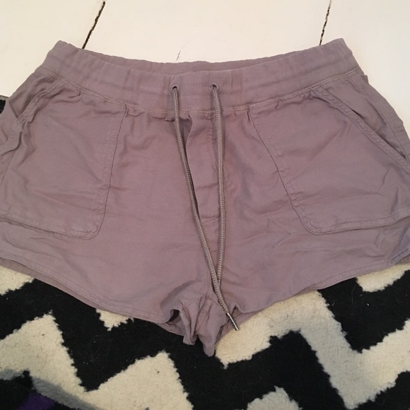 Shorts w Front pockets
