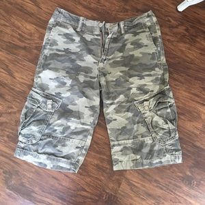 Army buckle shorts