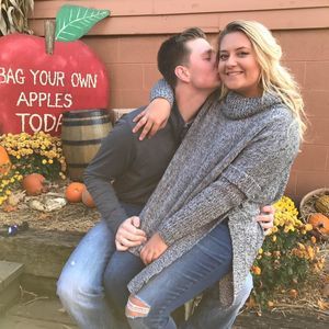 Meet your Posher, Elizabeth