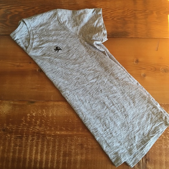 Express v-neck tee
