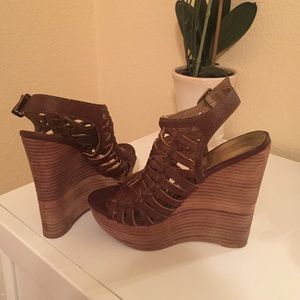 Wedges shoes