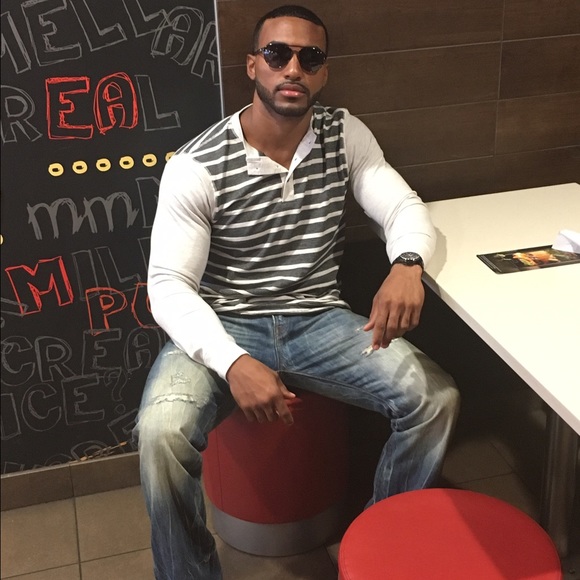 Meet your Posher, Luis - Picture 1 of 1