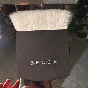 Becca The One Perfecting Brush
