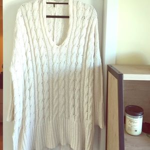 FREE PEOPLE OVERSIZED SWEATER