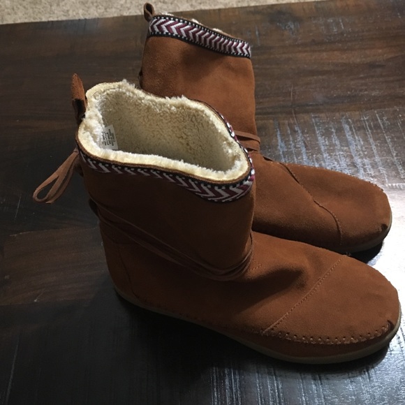 TOMS Shoes - New Toms Boots Size 8