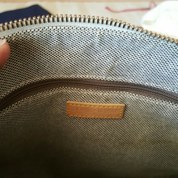 Dooney &Bourke Purse - Picture 3 of 3