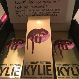 BNIB Kylie Leo Lip Kit- Birthday gold packaging.