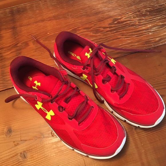 Under Armour Red running shoes