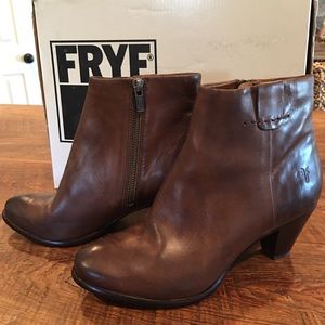Frye Phoebe Bootie!!!