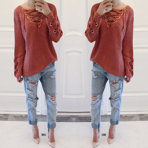 SOLD OUT ❌ Molly Lace-Up Sweater - Picture 4 of 4