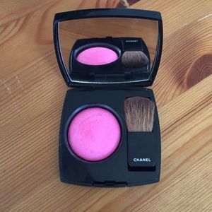 Chanel Joues Contraste in 74 Ultra Rose