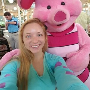 Meet your Posher, Jenny