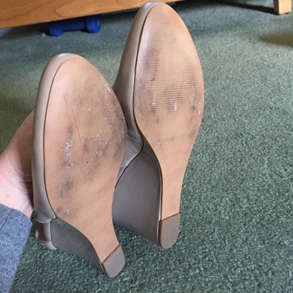 Nude leather wedges - Picture 2 of 3