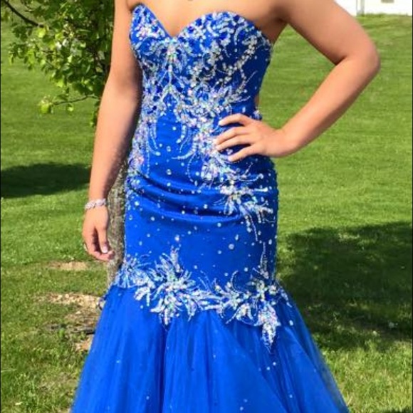 Dresses & Skirts - One of a kind prom dress! Only worn once!