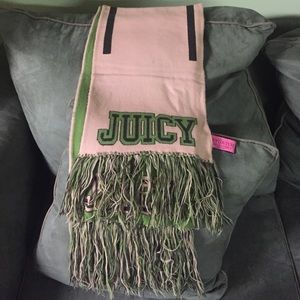 Juicy couture scarf