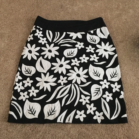 Black White Floral Belted Skirt (M)
