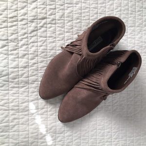 Steve Madden Ranco Fringe Booties - Size 8