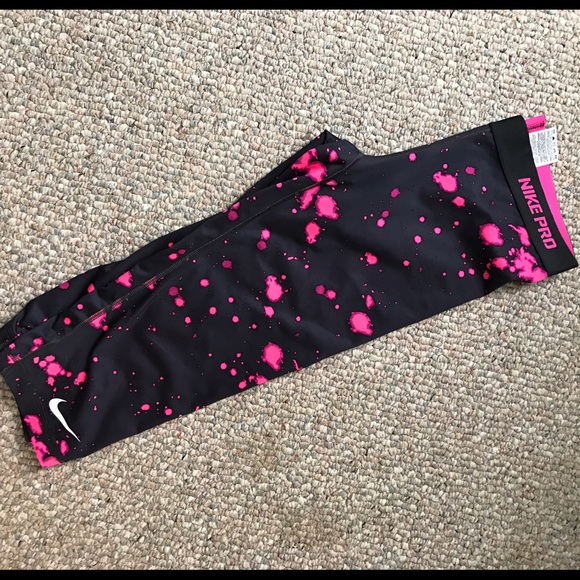 Women's Nike Pro Dri-Fit - Picture 1 of 4