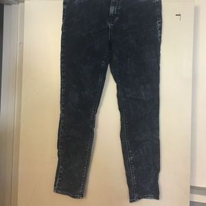 Acid washed jeans